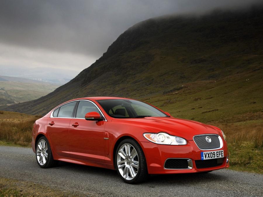  Jaguar XFR 2009 года  (UK) (фото 9 из 22)